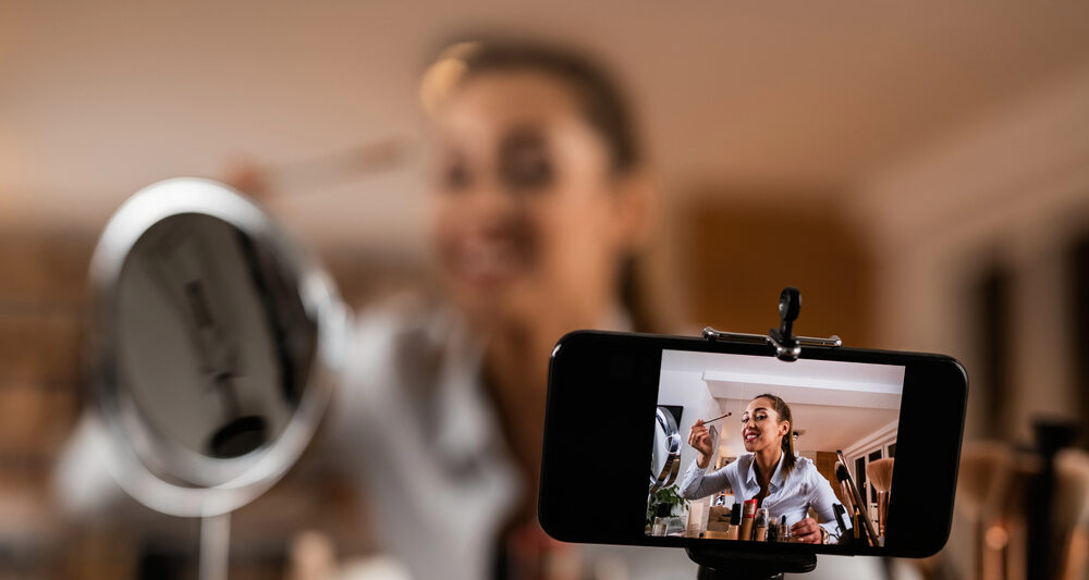 Influencer 2026, jak oznaczać współprace?